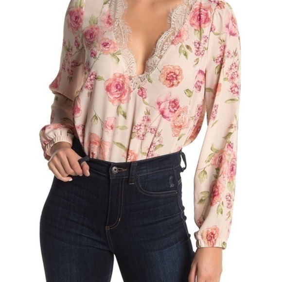 Socialite Tops - Socialite Pink Floral V neck Bodysuit with Lace neck trim - Romance - NWOT